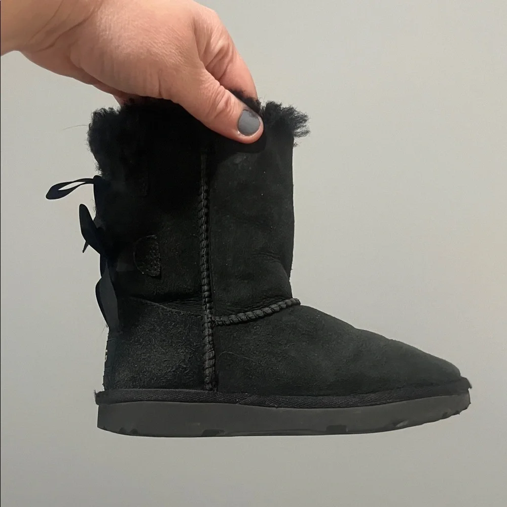 UGG Bailey Bow Black Boots Girls Toddler 12 Adorable Classic